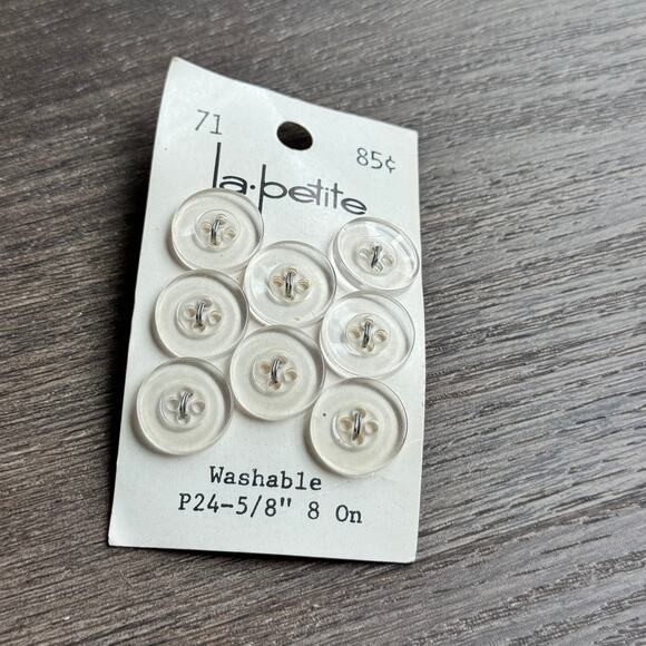 8 NEW on Card Vintage 80s La Petite Clear 4 Hole Flat Round Sewing Buttons 5/8" - Picture 3 of 5